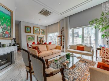 Apartamento · 371m² · 4 Quartos · 4 Vagas · Cobertura 04 Quartos, 03 Suítes, Terraço com Piscina, Batel, Curitiba