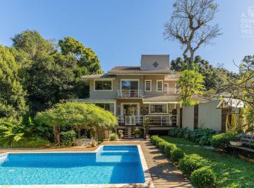 Casa · 407m² · 4 Quartos · 4 Vagas · Cassa em Condomínio no Villagio Saint Moritz, 04 Suítes, 04 Vagas, Piscina, Sâo João, Curitiba.