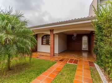 Casa · 222m² · 3 Quartos · 2 Vagas · Casa térrea, 03 Quartos, 01 Vaga de Garagem, Amplo Quintal, Santa Quitéria, Curitiba.