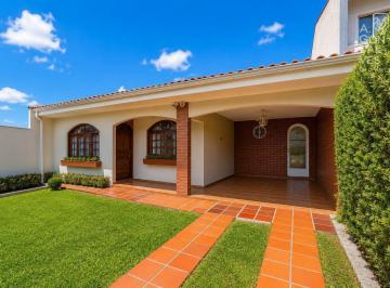 Casa · 222m² · 3 Quartos · 2 Vagas · Casa térrea, 03 Quartos, 01 Vaga de Garagem, Amplo Quintal, Santa Quitéria, Curitiba.