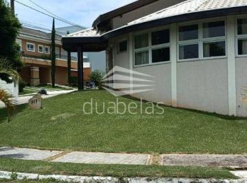 Casa · 320m² · 3 Quartos · 2 Vagas · OPORTUNIDADE EXCLUSIVA! Casa de Alto Padrão no Residencial Santa Helena – Caçapava/SP