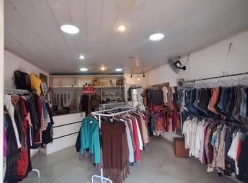 Comercial · 75m² · Oportunidade - Ponto Comercial - Centro - 75m².