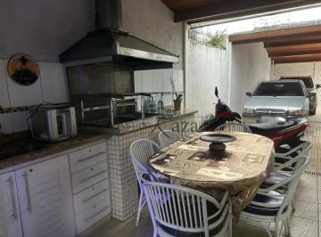 Comercial · 185m² · 3 Quartos · Oportunidade - Casa - Vila Rubi - 3 Dormitórios - 185m².