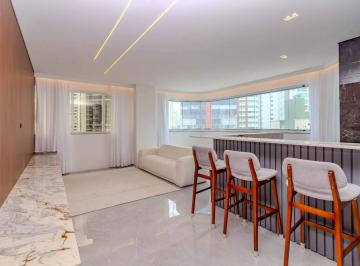Apartamento · 130m² · 3 Quartos · 3 Vagas · Apartamento à venda no Centro em Balneário Camboriú