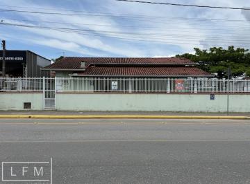 Casa · 70m² · 3 Quartos · 2 Vagas · casa de esquina mobília a venda Balneário Piçarras SC