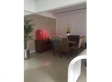 Casa · 240m² · 3 Quartos · 3 Vagas · "Encontre Seu Lar Perfeito em Novo Arujá, SP!"