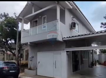Casa · 115m² · 2 Quartos · 2 Vagas · Casa duplex à venda – Bairro Rasa, Búzios, em frente à Praça do Inef