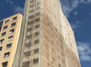 Apartamento · 21m² · 1 Quarto · Studio Moderno no Centro de Curitiba – Lazer Compl