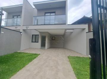 Casa · 94m² · 2 Vagas · Sobrado amplo com 2 suítes, sala de estar ampla e