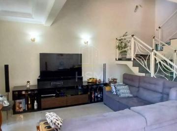 Casa · 464m² · 4 Quartos · 6 Vagas · Sobrado exclusivo com 4 dormitórios, piscina e área gourmet no Parque dos Pássaros