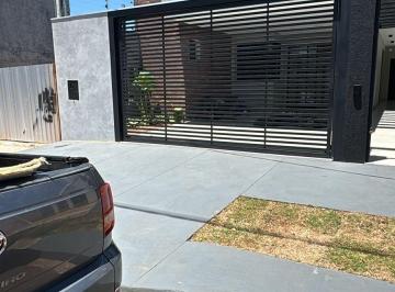 Casa · 3 Quartos · 2 Vagas · VENDA | Casa, com 3 dormitórios em Jardim Oriental, Maringá