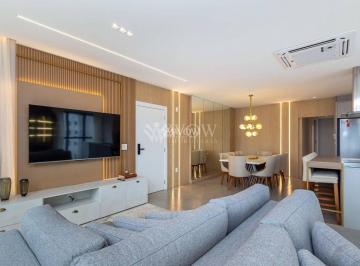 Apartamento · 198m² · 4 Quartos · 2 Vagas · Apartamento com 4 suítes à Venda no Edifício Costa Esmeralda em Balneário Camboriú