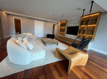 Apartamento · 335m² · 4 Quartos · 4 Vagas · 
                                Apartamento de Alto Padrão no Casa Leopoldo Itaim Bibi
            