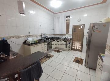Casa · 255m² · 3 Quartos · 4 Vagas · Casa com 3 quartos (2 suítes), 255,62m² à venda por R$ 450.000,00 - Planalto Verde, Ribeirão Preto/S