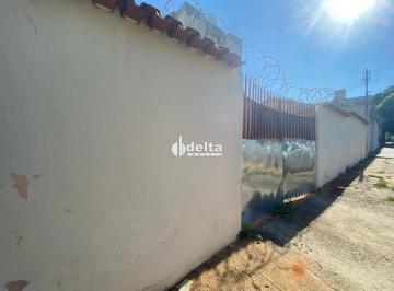 Terreno · 360m² · Terreno disponível para venda no bairro Santa Mônica em Uberlândia-MG.