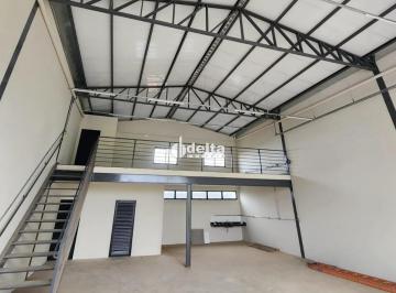Comercial · 250m² · 2 Vagas · Galpão disponível para venda e locação no bairro Grand Ville em Uberlândia - MG