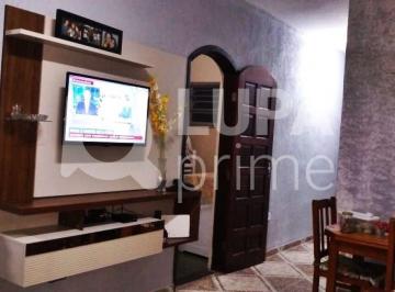Casa · 101m² · 2 Quartos · 2 Vagas · CASA COM 2 QUARTOS E 2 VAGAS DE GARAGEM À VENDA EM CARAGUATATUBA