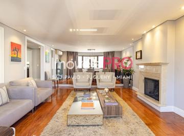 Apartamento · 190m² · 4 Quartos · 2 Vagas · Lindo apartamento em Moema!