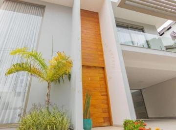 Casa · 256m² · 4 Quartos · 5 Vagas · Casa Moderna e Luxuosa em Bolsão Fechado no City Campo Grande