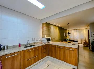 Casa · 170m² · 3 Quartos · 2 Vagas · Casa à venda com 170m², 3 quartos e 2 vagas