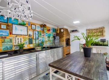 Casa · 222m² · 3 Quartos · 3 Vagas · Casa Térrea com 3 Dormitórios para Comprar, 222m² - Bairro Campestre, Santo André/SP.