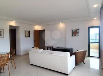 Apartamento · 117m² · 3 Quartos · 2 Vagas · Apartamento com 3 quartos à venda em Embaré - SP