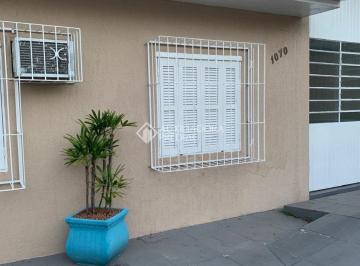 Casa · 110m² · 2 Quartos · 2 Vagas · Casa com dois quartos e piscina no parque Brasilía em Cachoeirinha