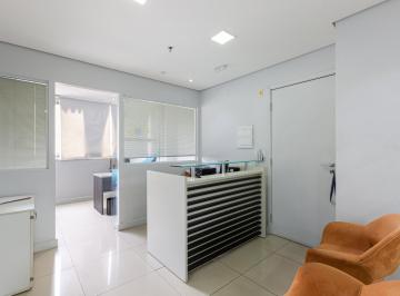 Comercial · 57m² · 8 Quartos · Sala comercial na Rua Arcipreste Andrade, N. 727 - Sala 21 • 57 m²