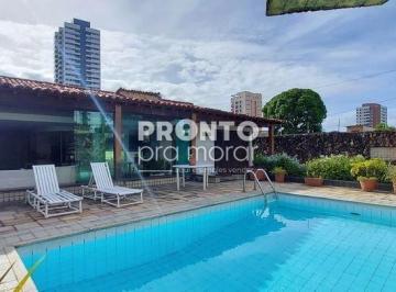 Casa de 3 quartos, Jaboatão dos Guararapes ·  Casa localizada em Candeias, ao lado do Café Fridda com 350m².