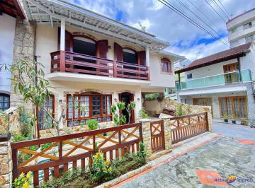 Foto 01 · Casa triplex de 3 quartos à venda no Alto Teresópolis-RJ - 247,91 m² de área - Não perca essa oportu