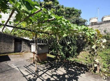 Terreno · 144m² · Terreno com 144m² localizado em rua tranquila