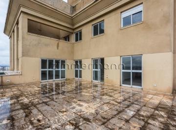 Apartamento · 703m² · 4 Quartos · Cobertura em Alto de Pinheiros