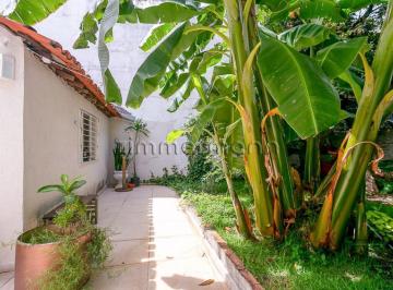 Casa · 240m² · 3 Quartos · CASA  COM 3 DORMITÓRIOS, 2 VAGAS NA VILA MADALENA