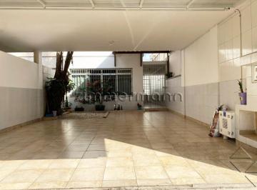 Casa · 210m² · 3 Quartos · CASA RESIDENCIAL NO CAMPO BELO 3 SUÍTES