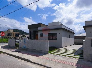 Casa · 210m² · 2 Quartos · Casa à venda - no Caminho Novo