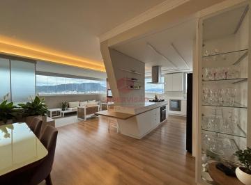 Apartamento · 242m² · 3 Quartos · Apartamento à venda - no Centro