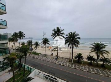1c3b001e774962b6d5b7ca9623dc39080fa53915 · Apartamento frente ao mar amplo totalmente reformado com excelente vista para o mar