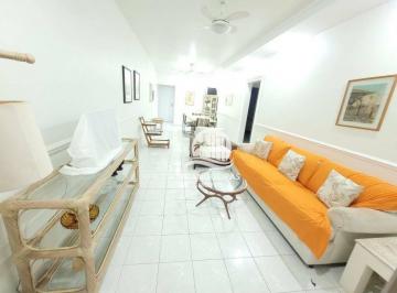 25dbfee0ec0c06accef1f04bc6193dd4456f86a1 · Confortável apartamento de 2 dormitórios sendo 1 suíte na Praia de Pitangueiras.