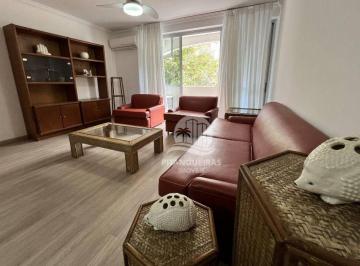 209c743dd8139d71363055346d7d080dc7154d67 · Apartamento com 3 dormitórios para alugar, 140 m² na Praia das Pitangueiras - Guarujá/SP