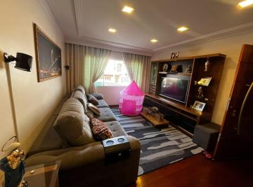Casa de 3 quartos, São Caetano do Sul · Sobrado com 225m², 3 dormitórios (1 suíte), 2 vagas e área gourmet.