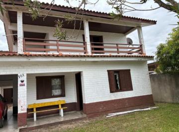 831640.jpg · Sobrado 4 Dormitórios - Bairro Arroio Teixeira