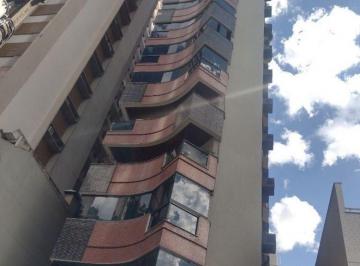 Apartamento · 220m² · 4 Quartos · 2 Vagas · Apartamento com 4 dormitórios para alugar por R$ 5.800,00/mês - Zona 01 - Maringá/PR