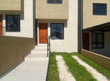 Casa · 112m² · 2 Quartos · 2 Vagas · Sobrado duplex com 02 dormitórios em Farroupilha