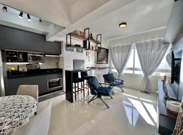 Apartamento · 60m² · 2 Quartos · 1 Vaga · Apartamento com 2 suítes + lavabo, mobiliado e decorado com vista para o Mar e com box/vaga de garag