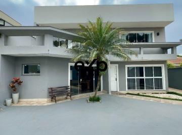 Casa · 361m² · 3 Quartos · 2 Vagas · Um lindo sobrado no bairro São Bráz.