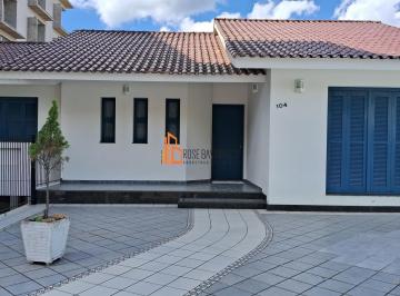 Casa · 265m² · 3 Quartos · 3 Vagas · INVISTA NESSA CASA NO CENTRO DE GARIBALDI - RS