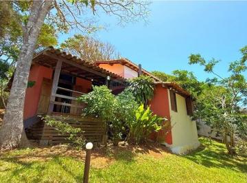 Casa · 304m² · 4 Quartos · Casa Ampla com Loft e Piscina no Alto de Búzios