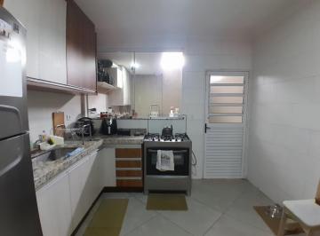 IMG_20260606_185201_000.jpeg · Deslumbrante sobrado para venda em Bosque da Saúde com 3 quartos, sendo 1 suíte, 122m² - remaxfront#