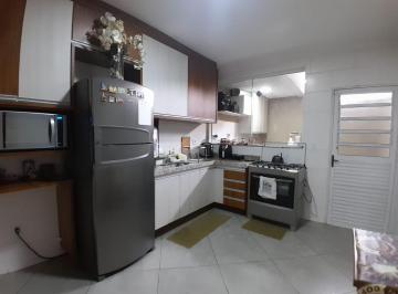 IMG_20260628_031512_000.jpeg · Confortável sobrado para venda em Bosque da Saúde com 3 quartos, sendo 1 suíte, 122m² - remaxfront#A