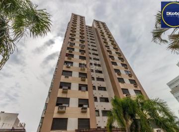 Apartamento · 105m² · 3 Quartos · 1 Vaga · Apartamento por 3 dormitórios, suíte e 1 vaga na garagem, bairro Menino Deus